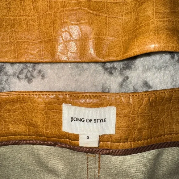 Song of Style Leather Corset & Pant Set - Picture 7 of 10